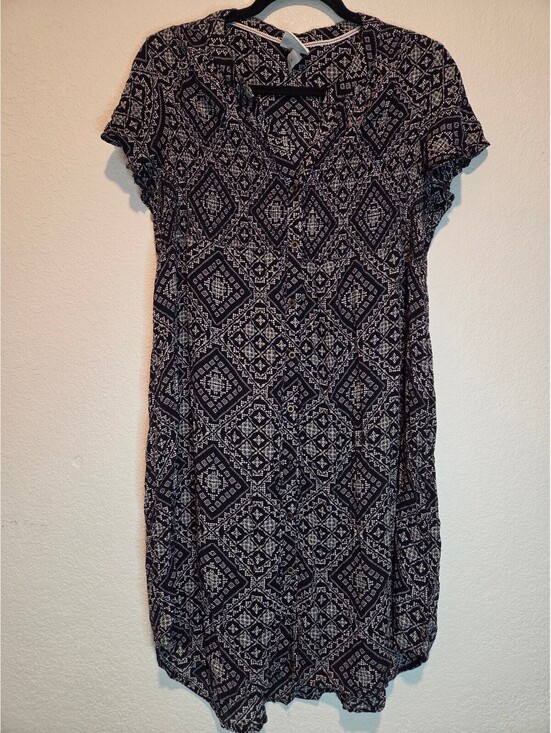 Knox Rose Dresses & Skirts - Knox Rose Black and White Patterned Button-Up Dress Medium